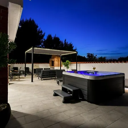 Luxury With A Parking Space Barotul, - 21651 Villa Pašman